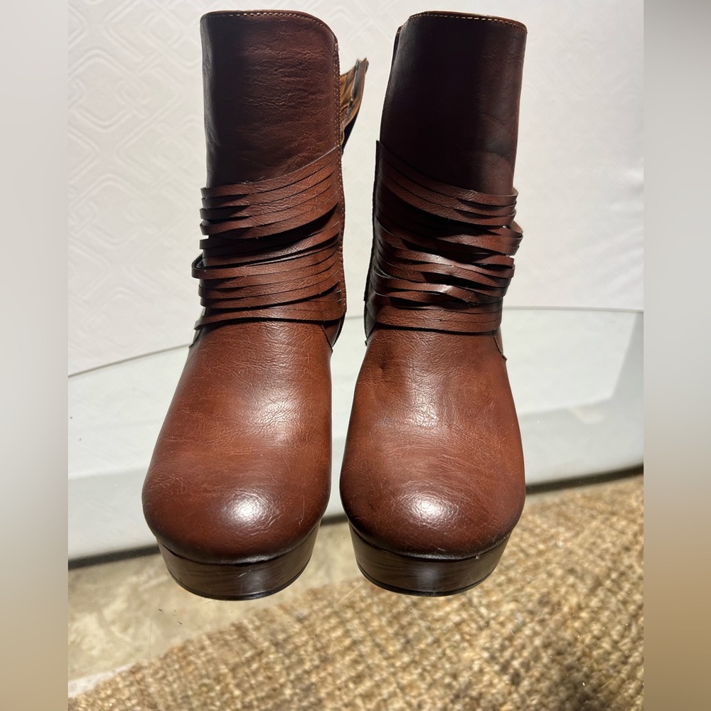 Clog style boots